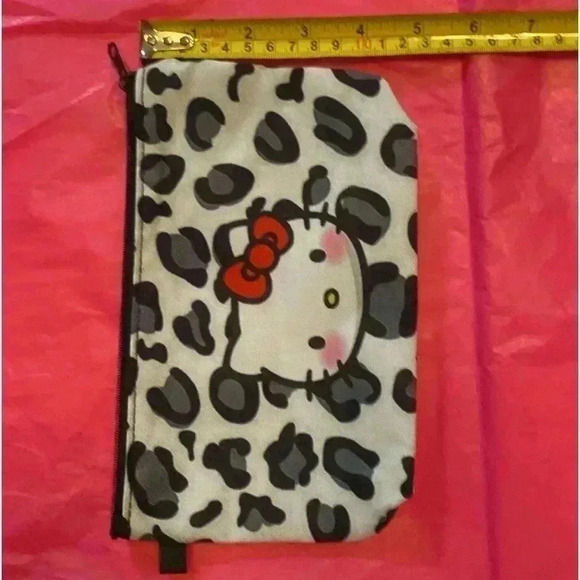 Hello Kitty Cosmetic Bag Portable Zipper Storage Bag Travel Set Organization Bag - Picture 2 of 3